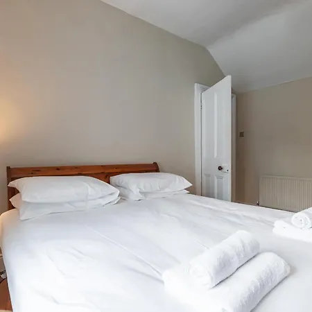 Oakwood House * Dublin